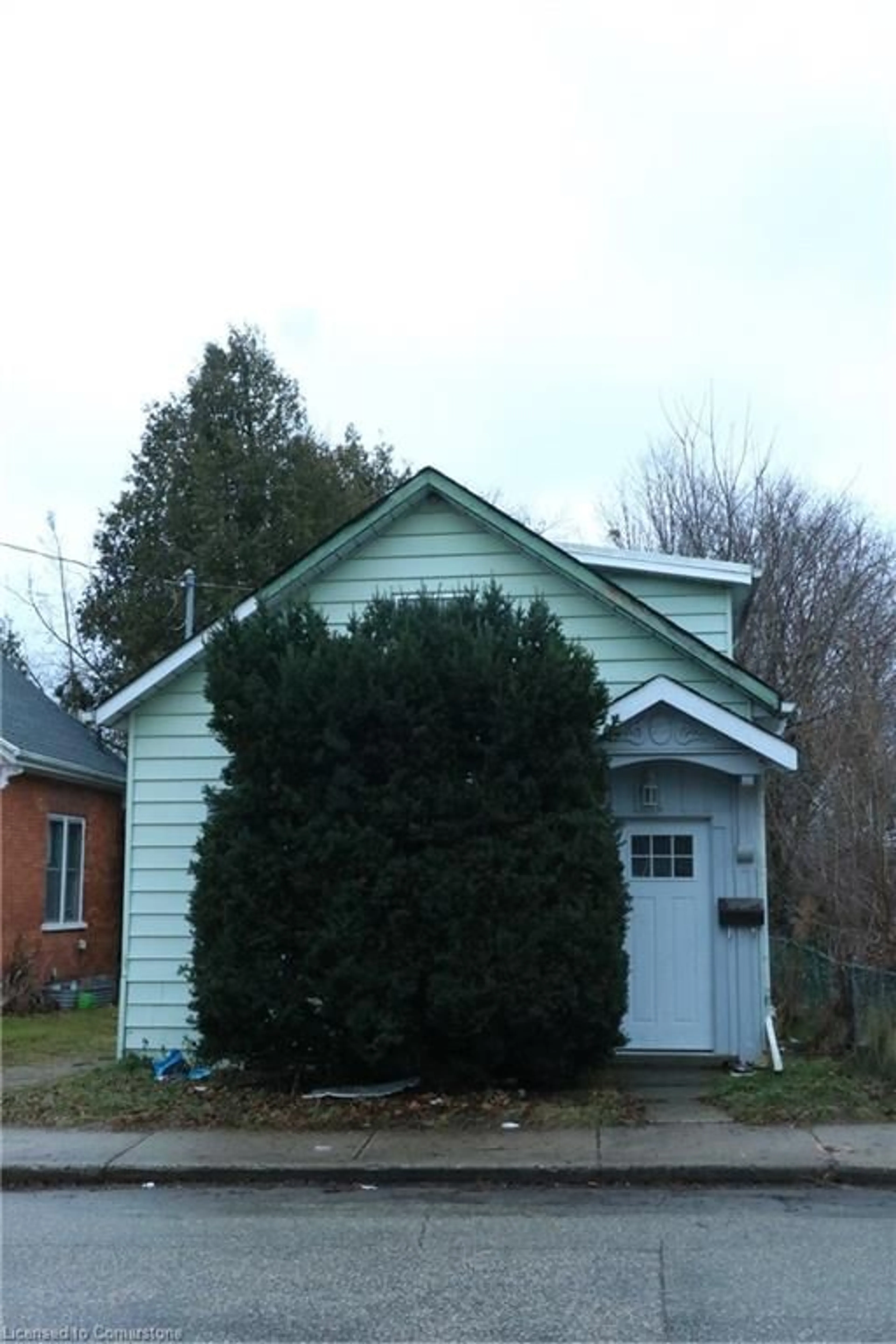 Shed for 29 Noecker St, Waterloo Ontario N2J 2R5