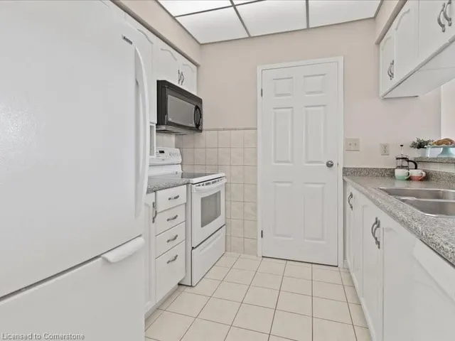 Additional property image - 495 8 Hwy Unit 703