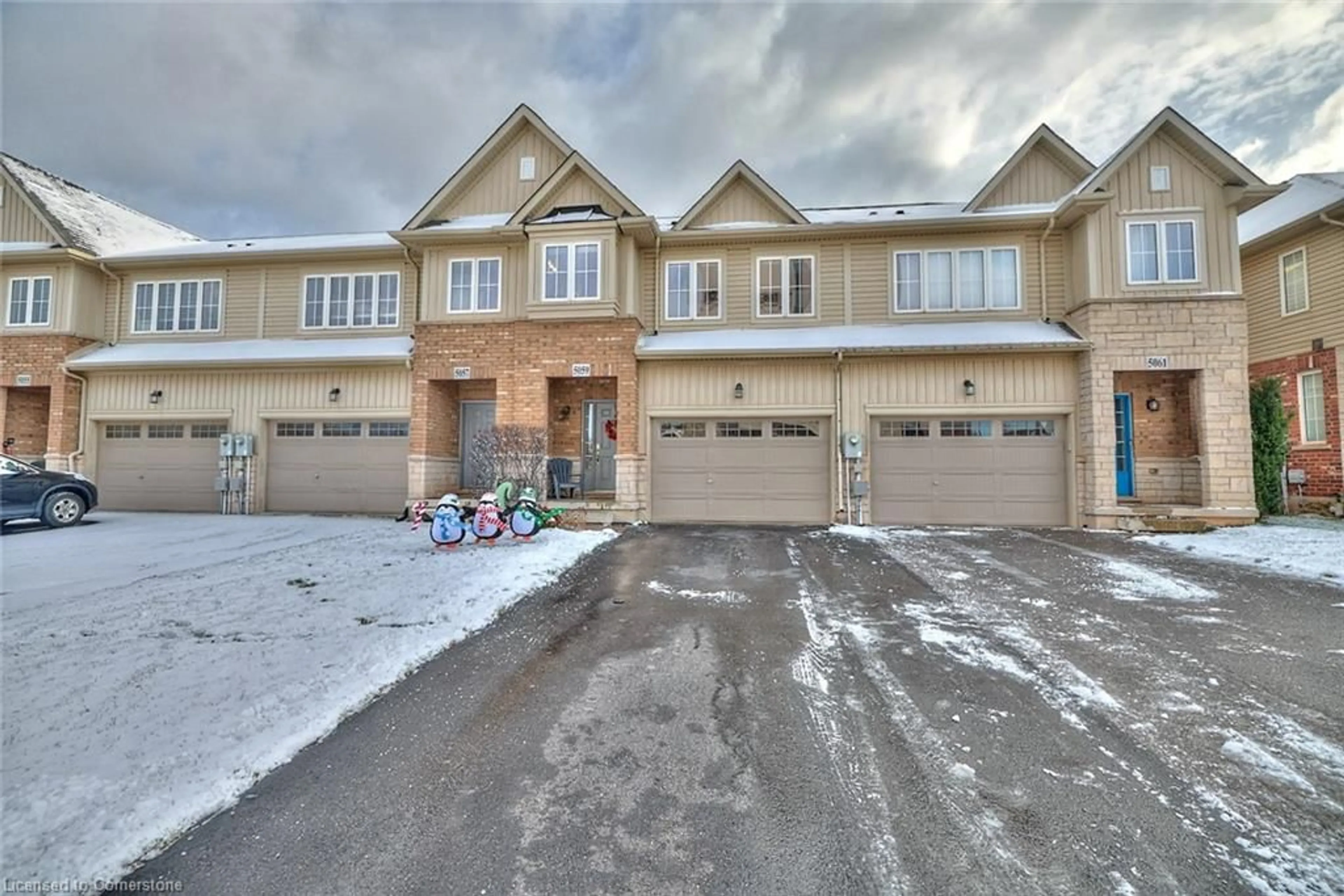 A pic from exterior of the house or condo, the street view for 5059 Alyssa Dr, Beamsville Ontario L3J 1W8