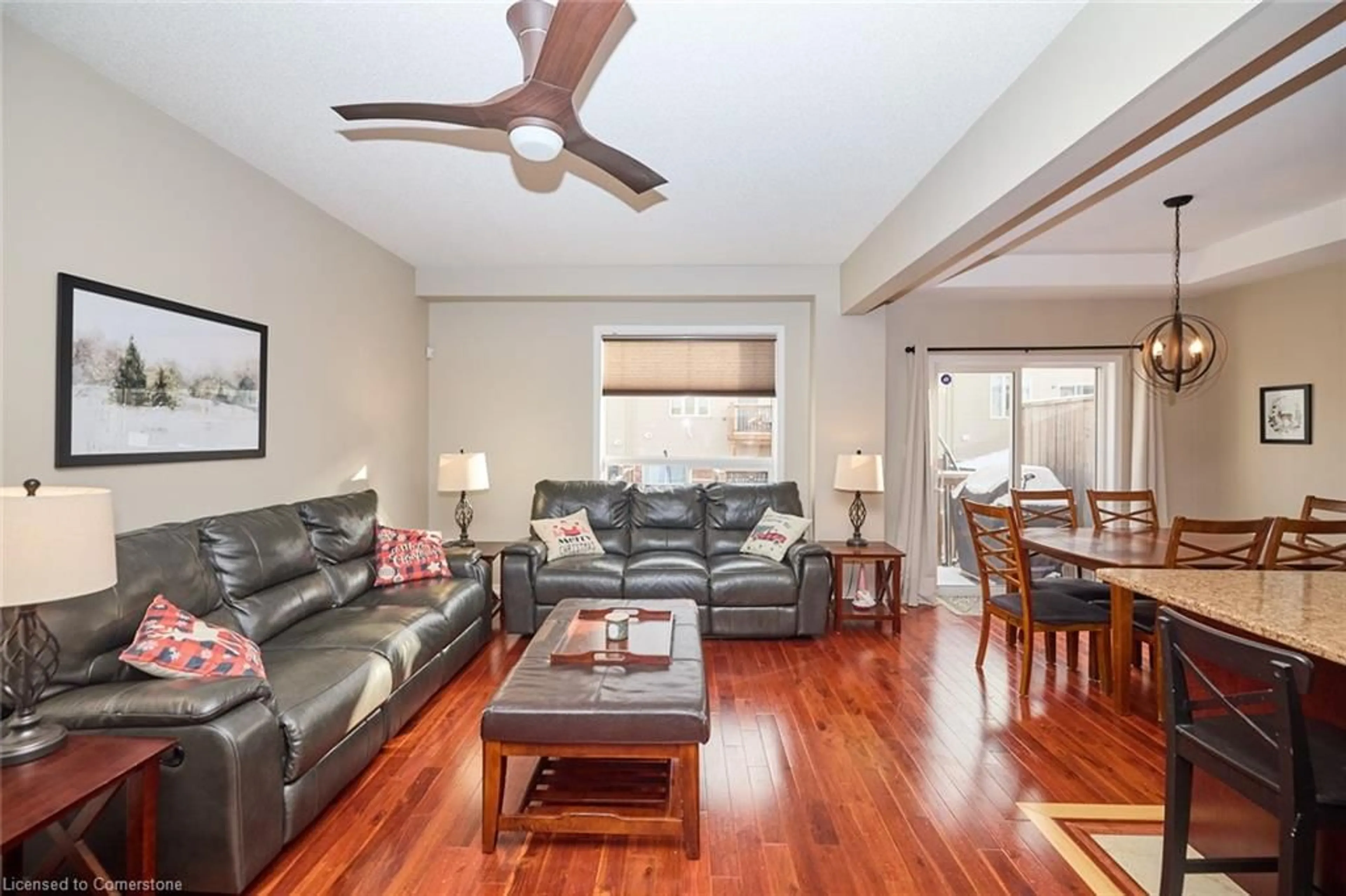 Living room, wood floors for 5059 Alyssa Dr, Beamsville Ontario L3J 1W8