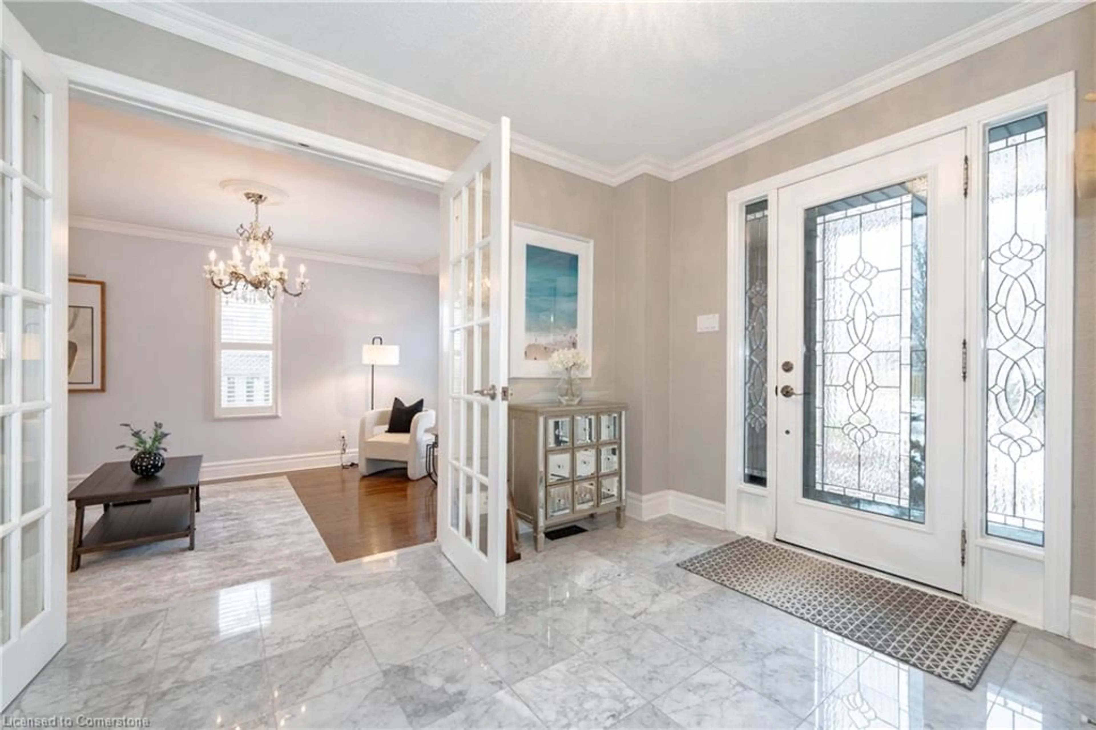 Indoor entryway, wood floors for 1225 Saddler Cir, Oakville Ontario L6M 2X5