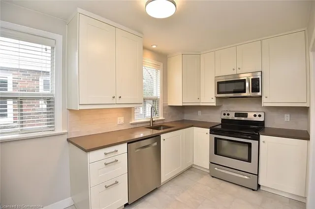 Additional property image - 47 East 35th St