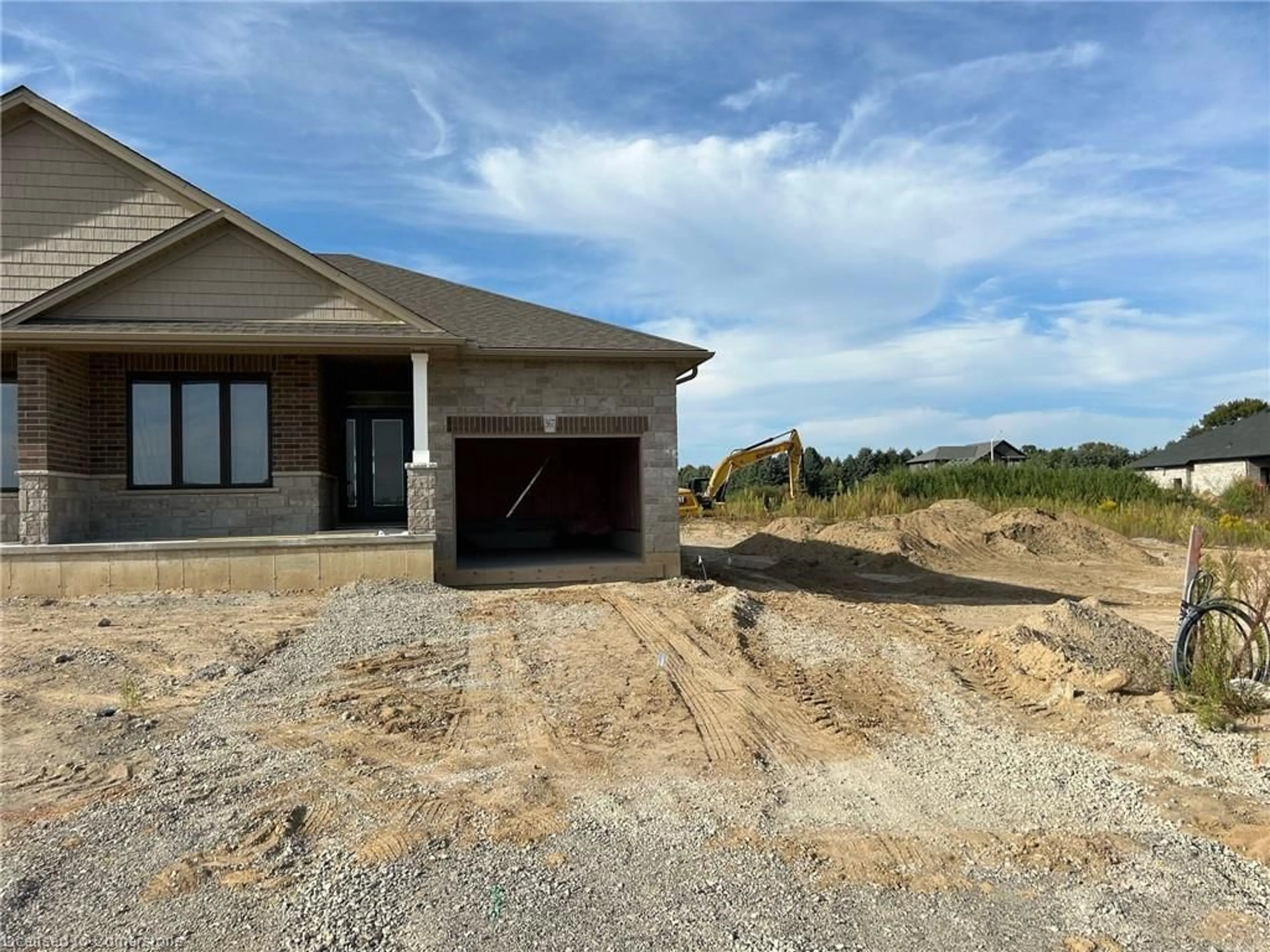 Home with brick exterior material, building for 371 Argyle Ave, Delhi Ontario N4B 3C1