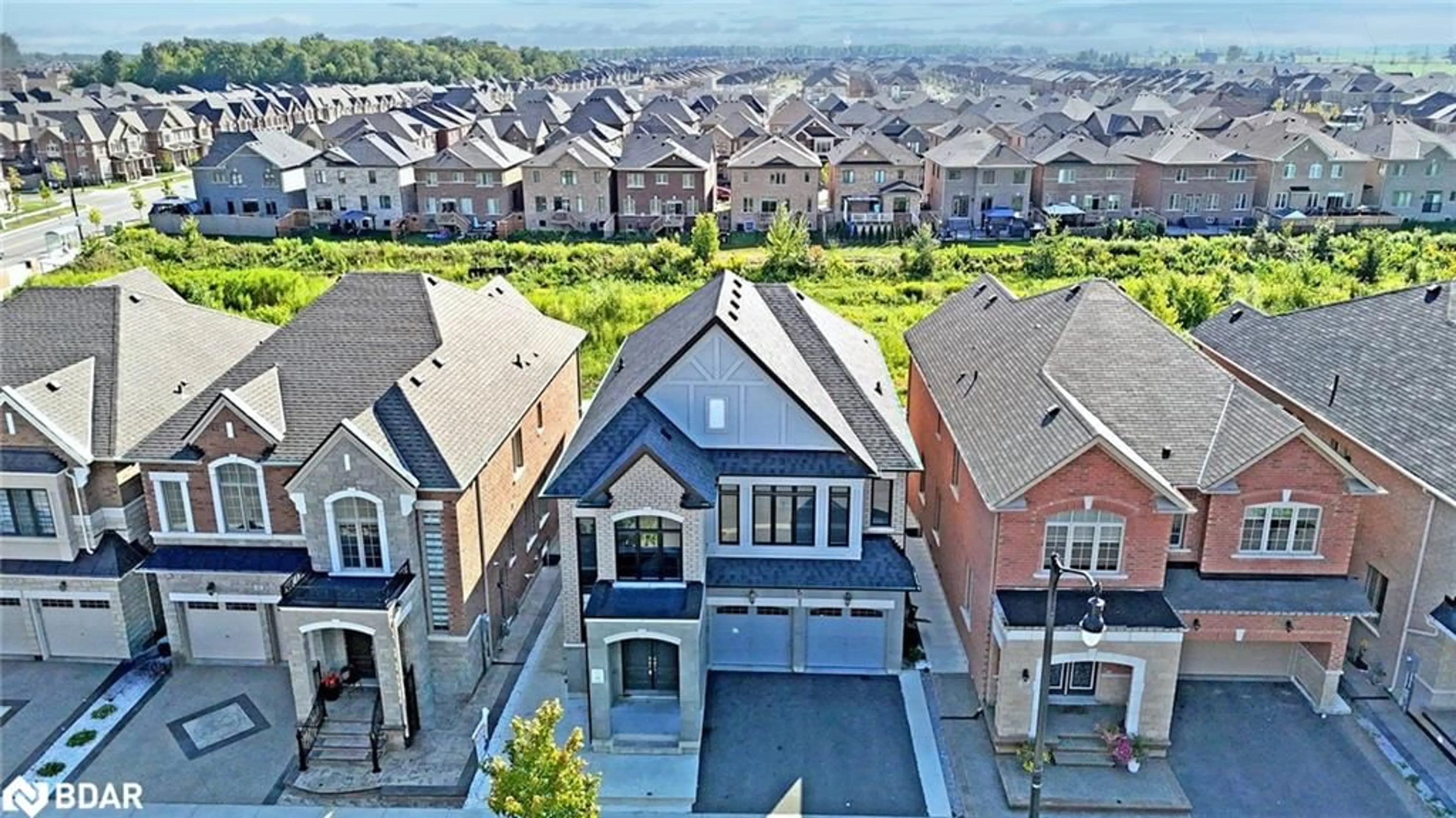 A pic from exterior of the house or condo, the street view for 10 Fruitvale Circle Cir, Brampton Ontario L7A 5C5