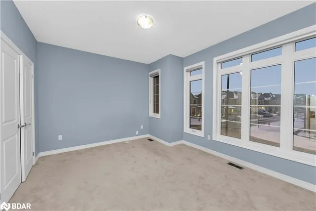 Additional property image - 10 Fruitvale Circle Cir