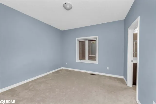 Additional property image - 10 Fruitvale Circle Cir
