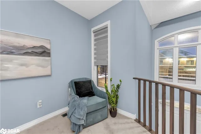 Additional property image - 10 Fruitvale Circle Cir