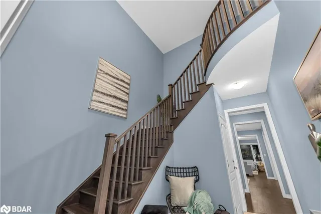 Additional property image - 10 Fruitvale Circle Cir