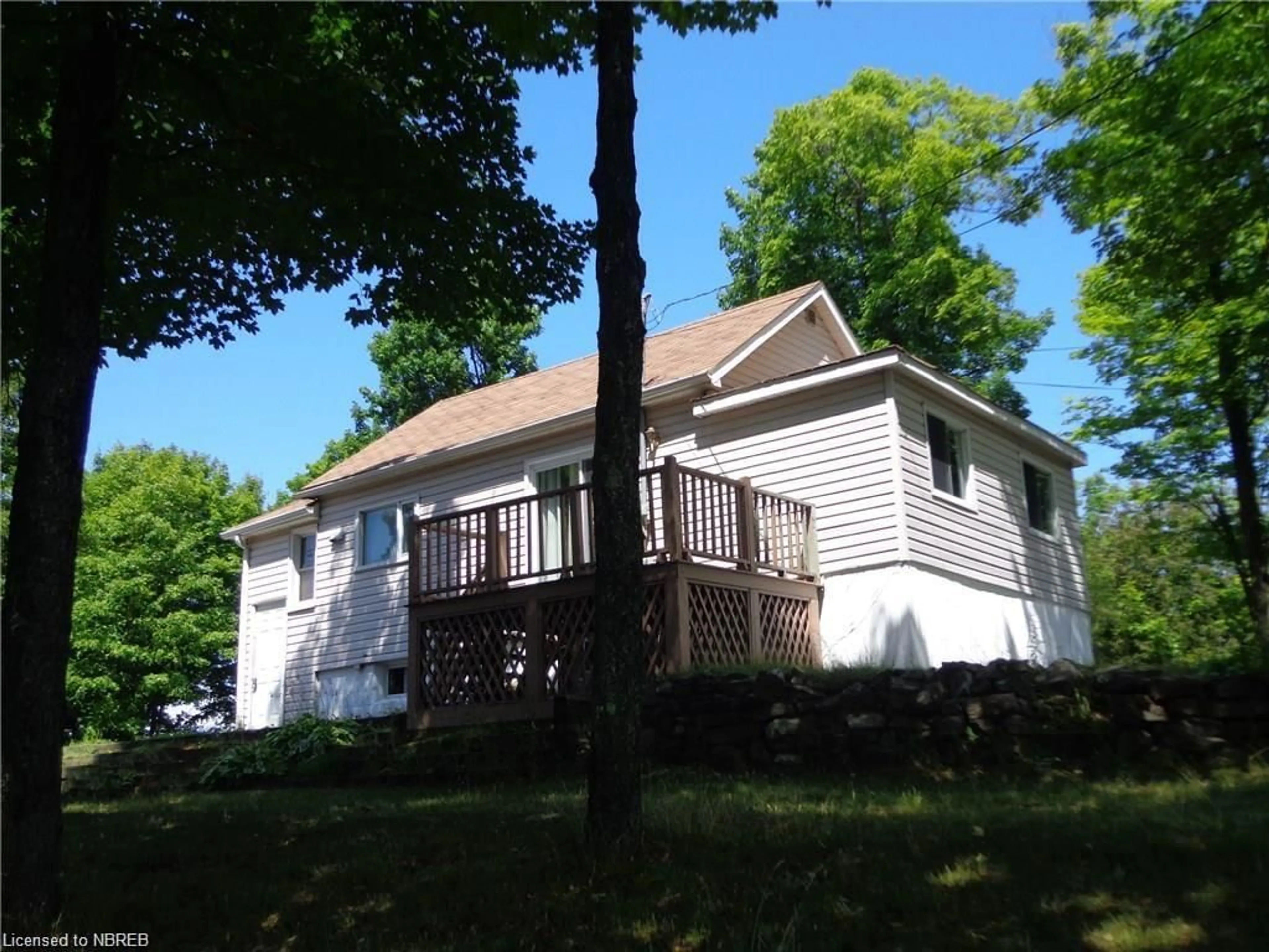 Frontside or backside of a home, cottage for 738 Airport Rd, North Bay Ontario P1C 1A2