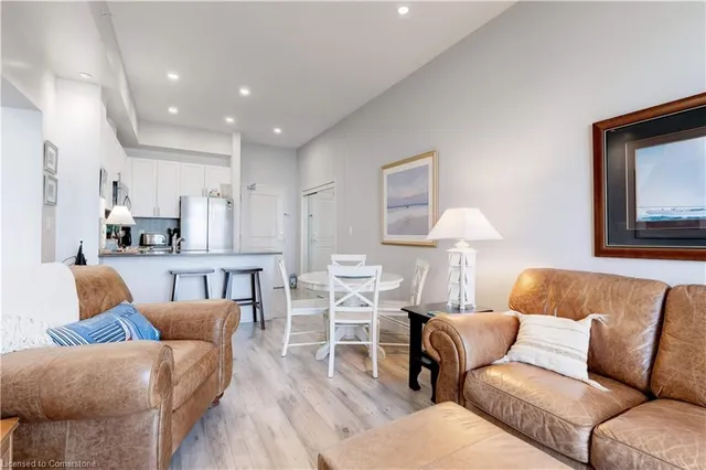 Additional property image - 35 Southshore Cres Unit 404