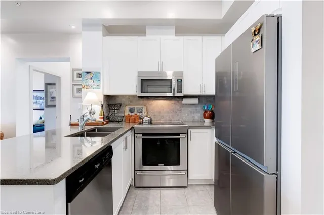Additional property image - 35 Southshore Cres Unit 404