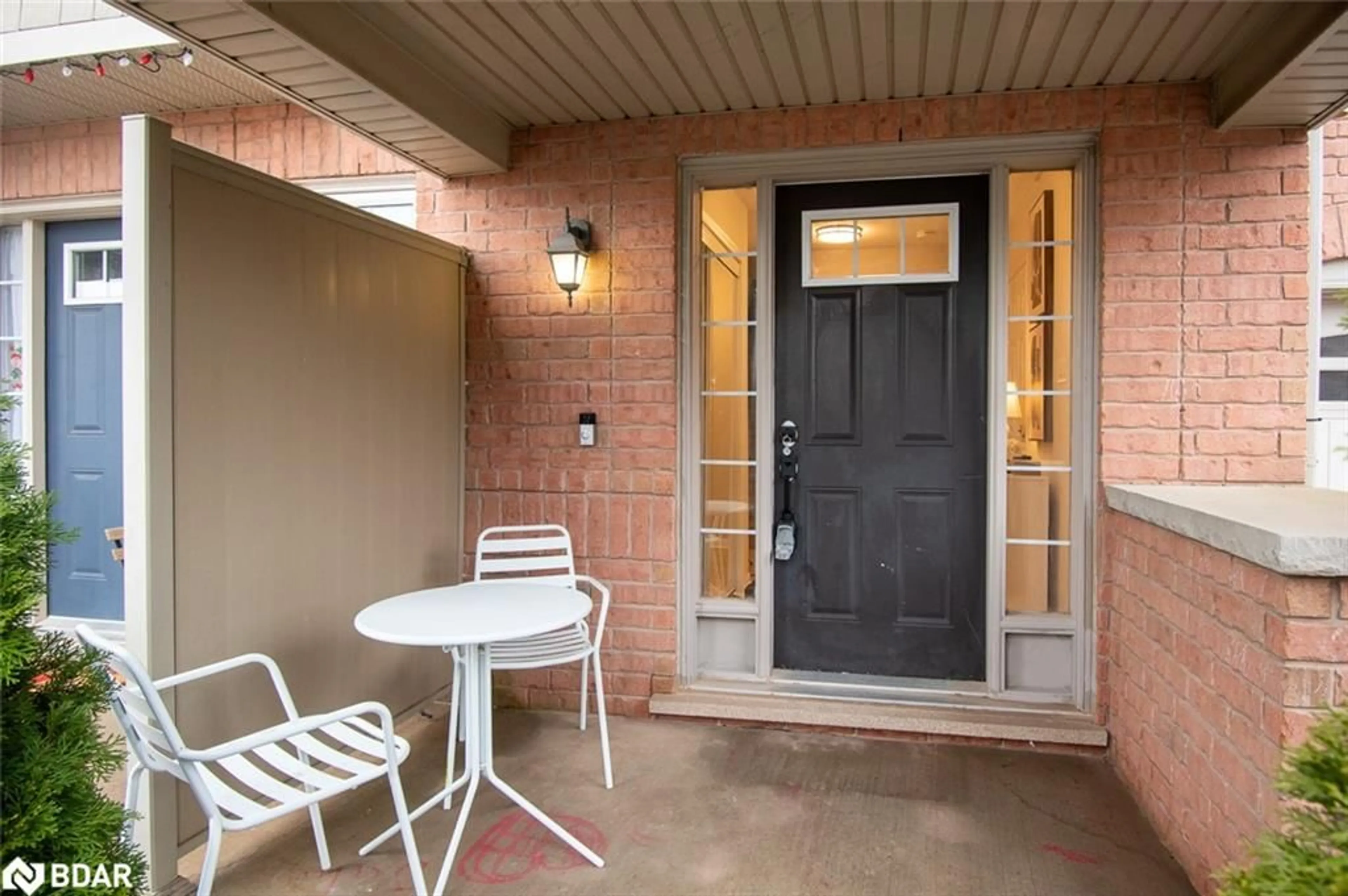 Indoor entryway for 769 Challinor Terr, Milton Ontario L9T 7V5