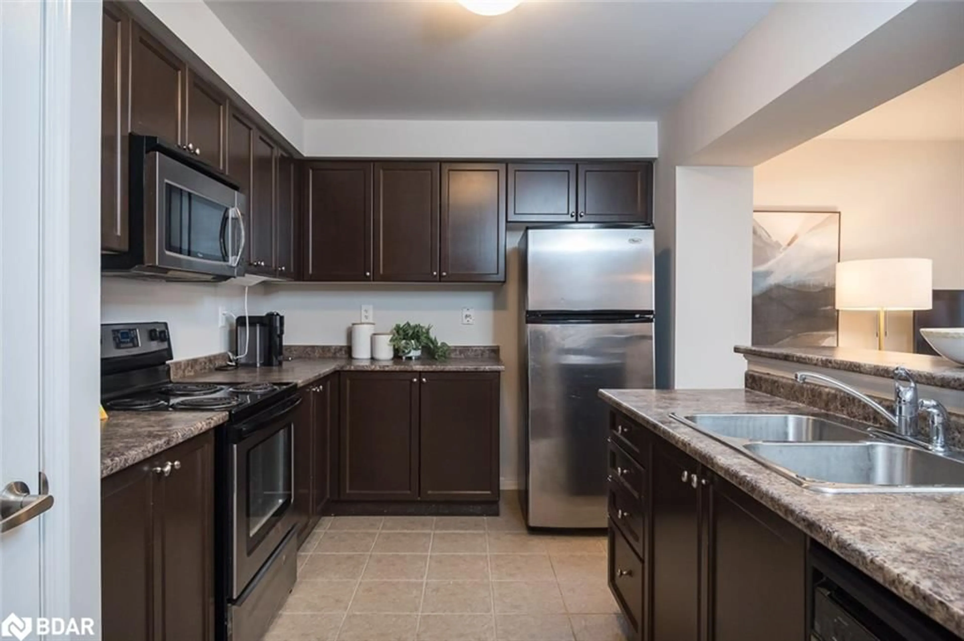 Standard kitchen, unknown for 769 Challinor Terr, Milton Ontario L9T 7V5