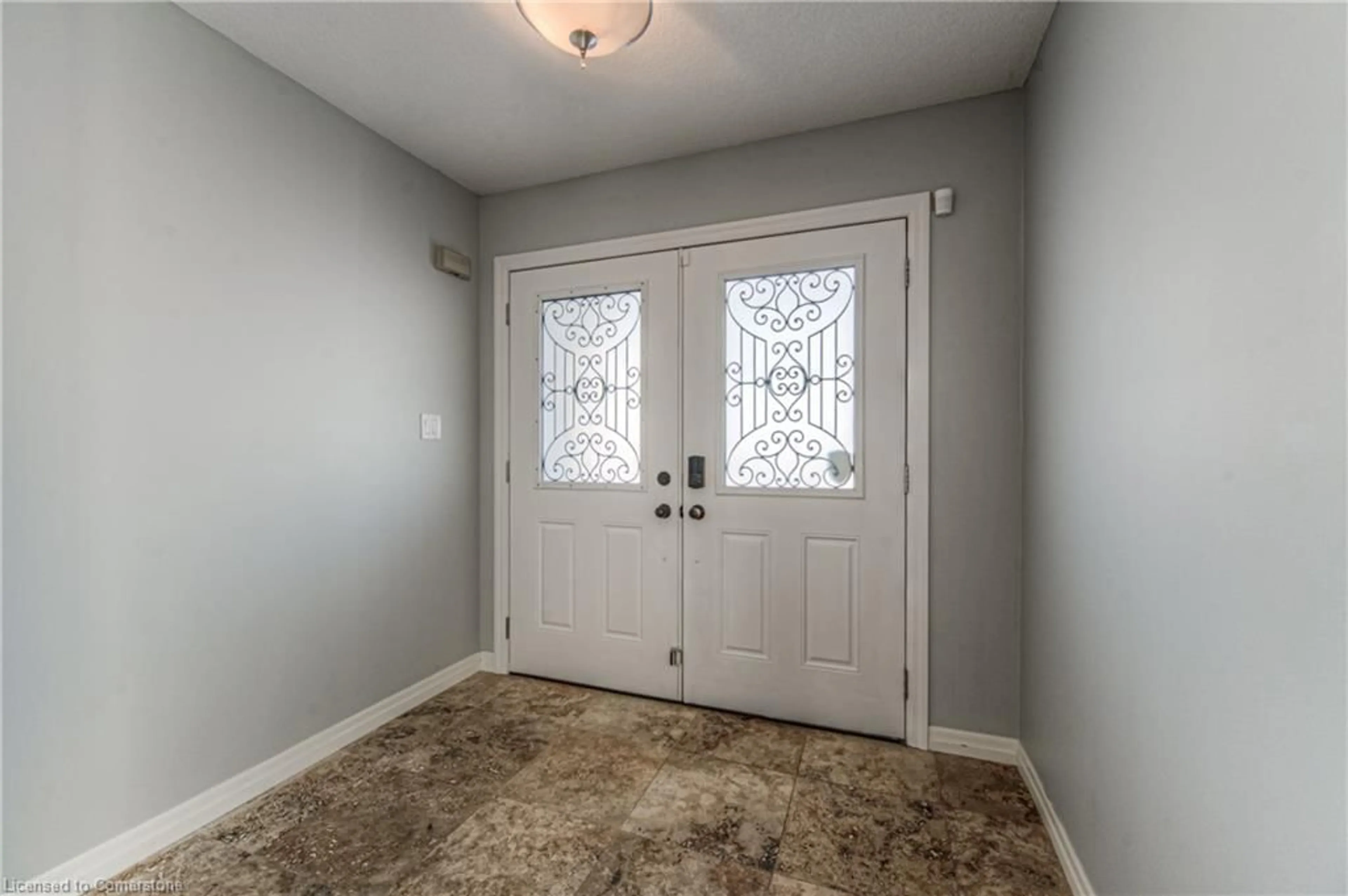 Indoor entryway, carpet floors for 35 Sassafras St, Kitchener Ontario N2N 3S1