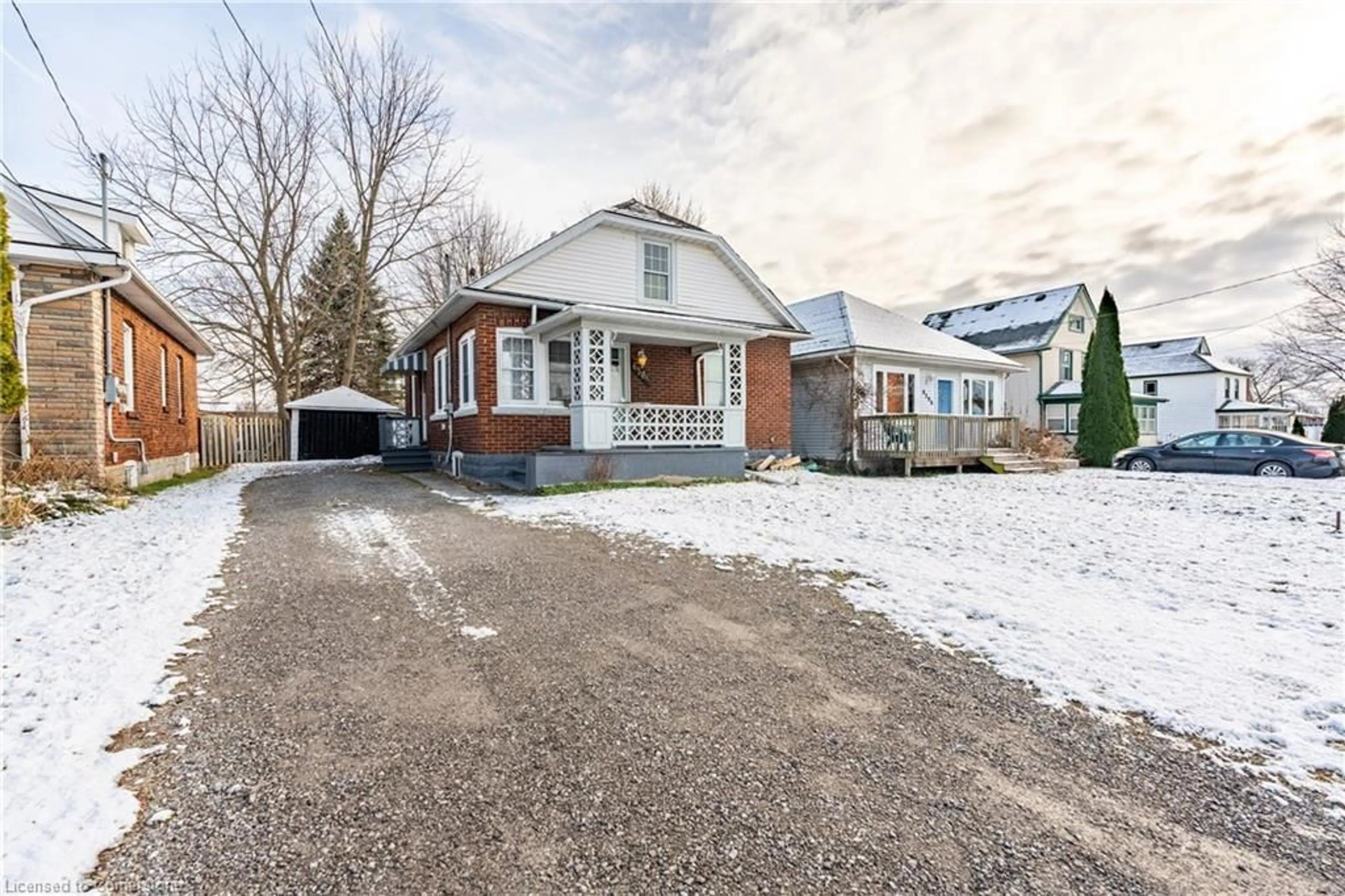 Home with brick exterior material, street for 6584 Orchard Ave, Niagara Falls Ontario L2G 4H5