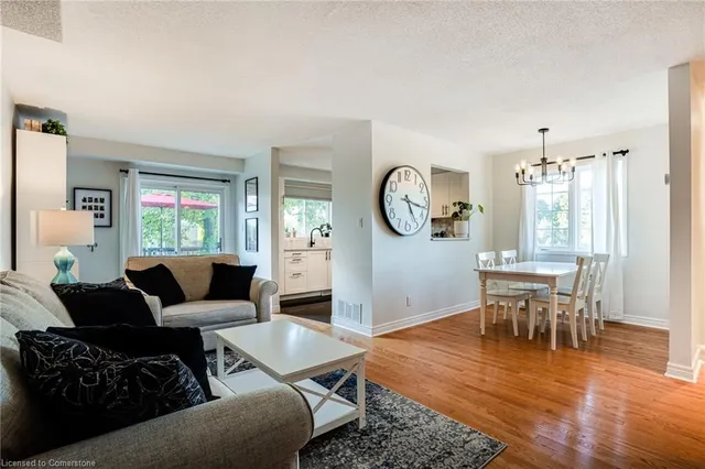 Additional property image - 31 Moss Blvd Unit 17