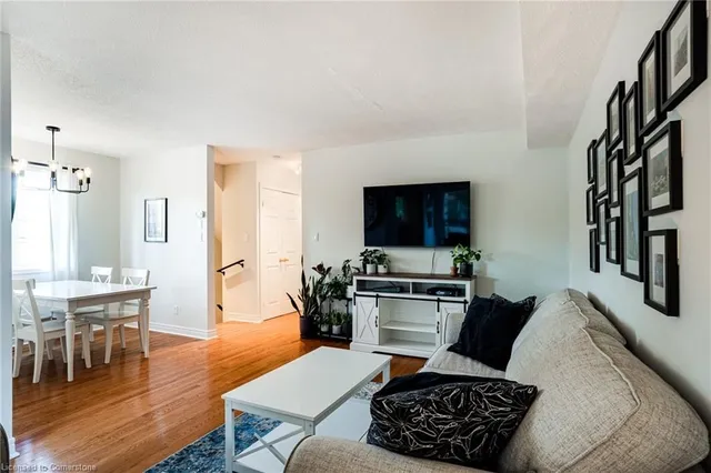 Additional property image - 31 Moss Blvd Unit 17