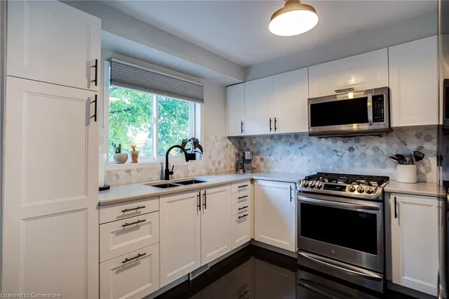Additional property image - 31 Moss Blvd Unit 17