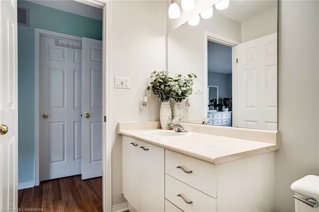 Additional property image - 31 Moss Blvd Unit 17