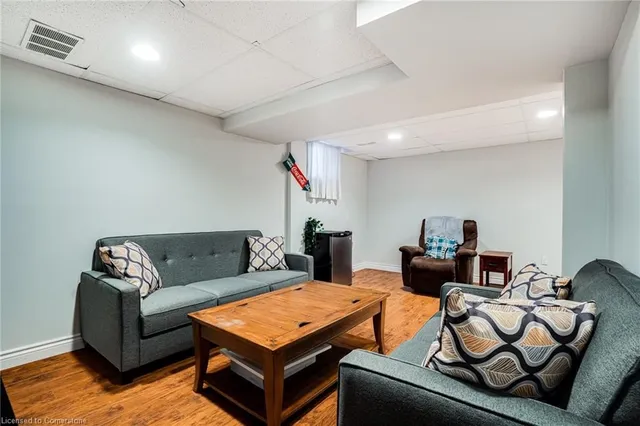 Additional property image - 31 Moss Blvd Unit 17