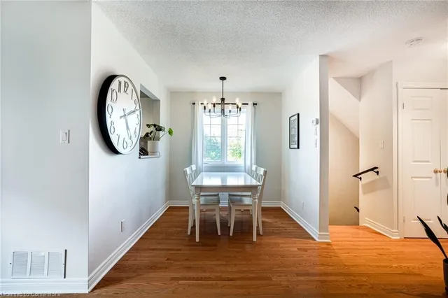 Additional property image - 31 Moss Blvd Unit 17