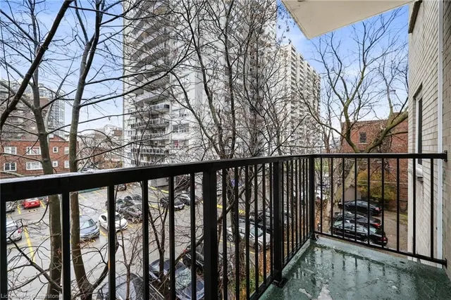 Additional property image - 40 Robinson St Unit 407