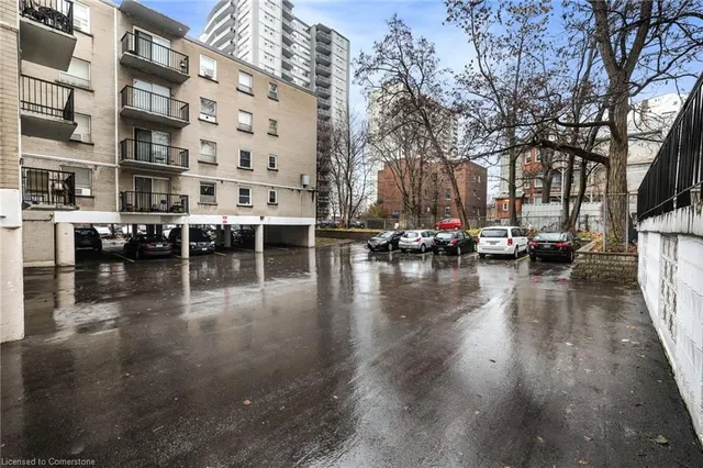 Additional property image - 40 Robinson St Unit 407