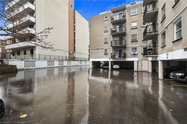 Additional property image - 40 Robinson St Unit 407