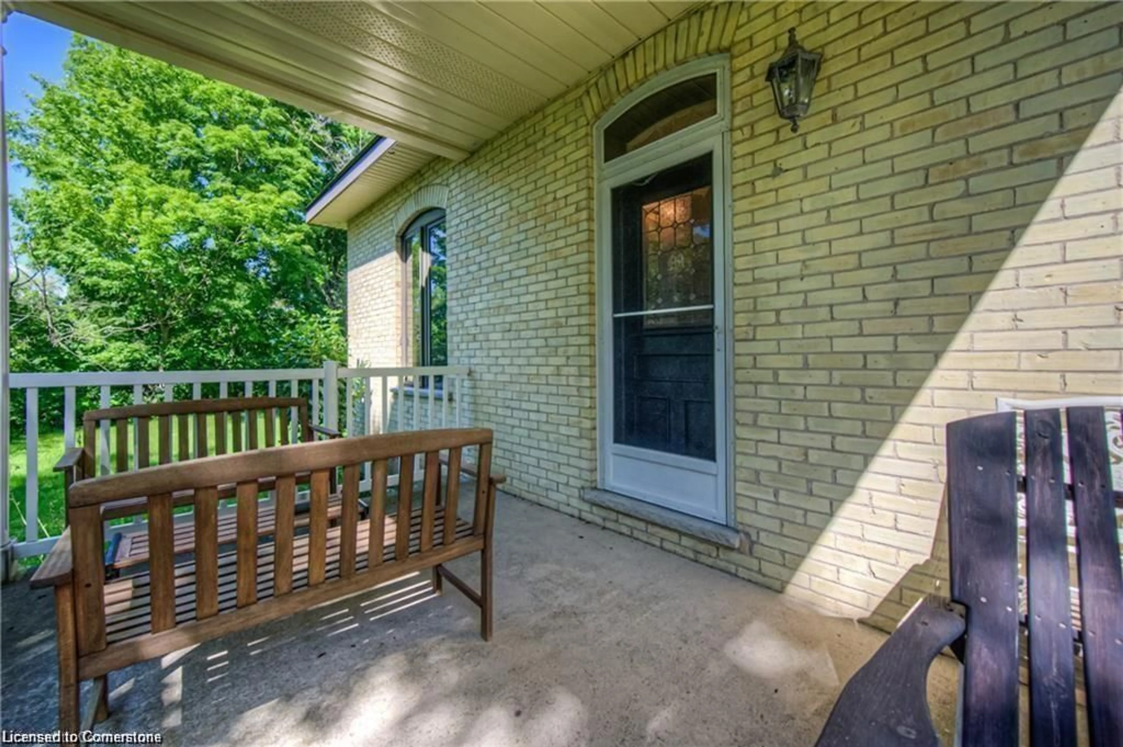 Patio, cottage for 430 River Rd, Cambridge Ontario N3C 2B7