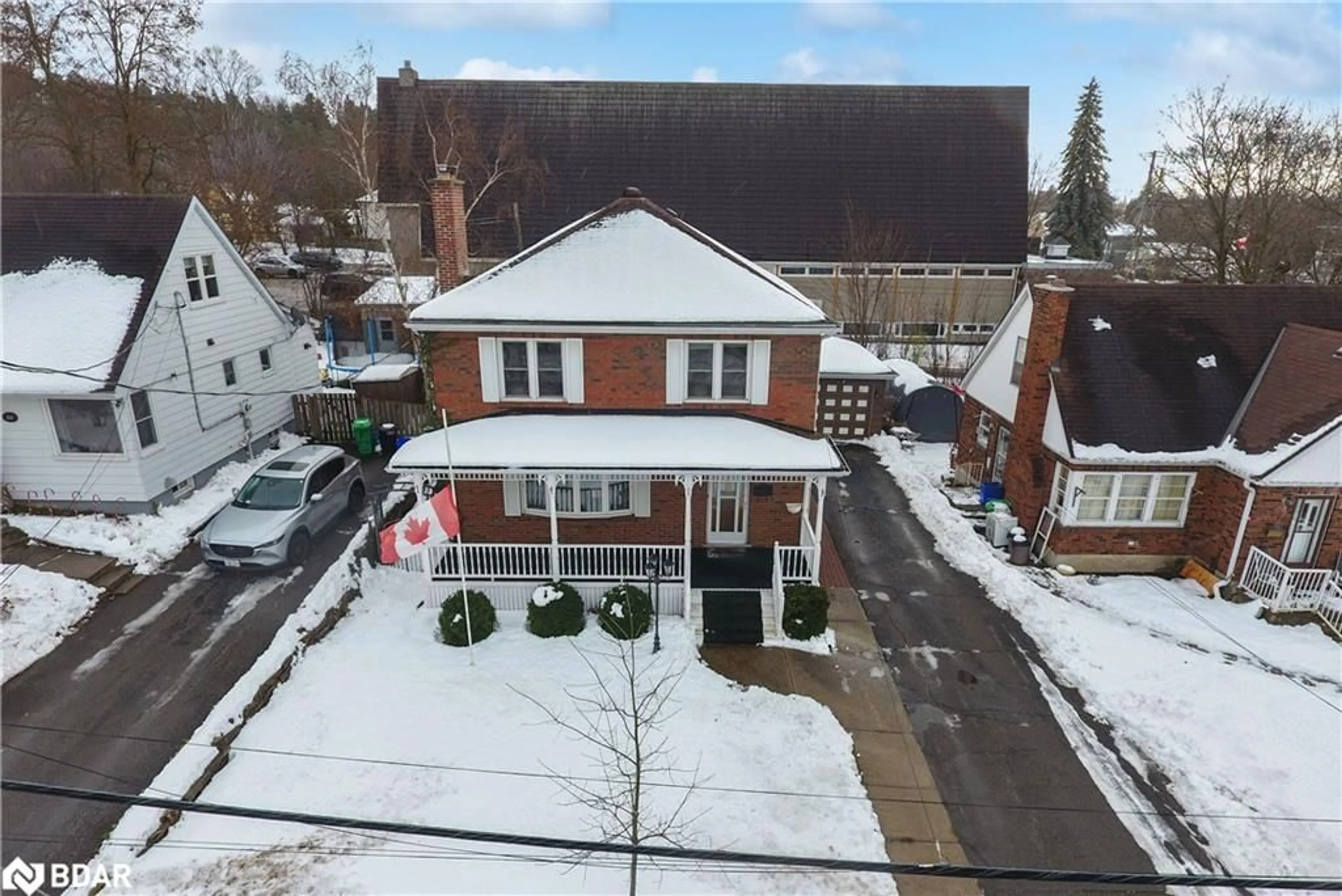 A pic from outside/outdoor area/front of a property/back of a property/a pic from drone, street for 217 Mcfarlane St, Peterborough Ontario K9H 1K1