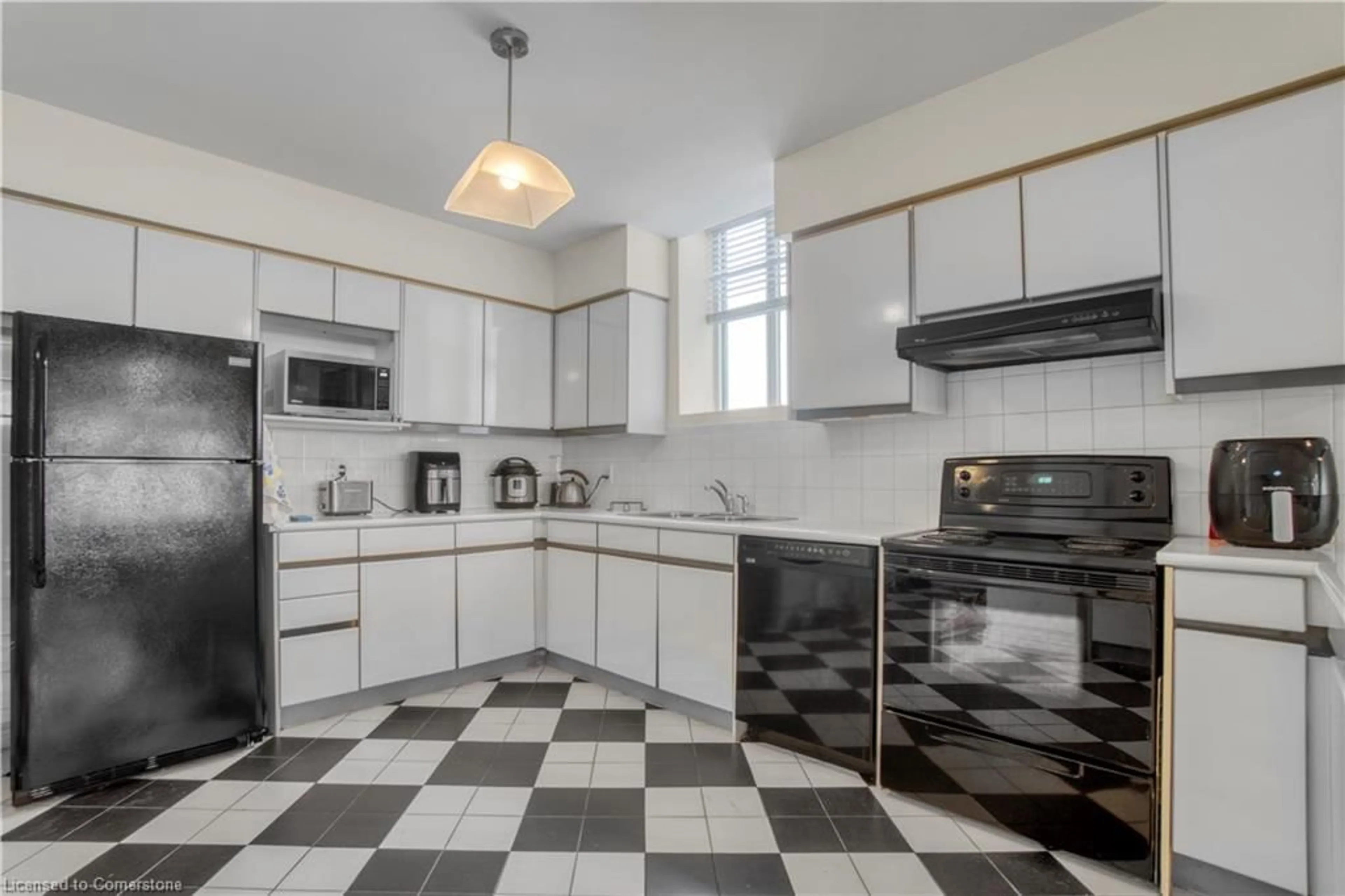 Standard kitchen, wood floors, cottage for 36 James St #302, Hamilton Ontario L8P 4W4