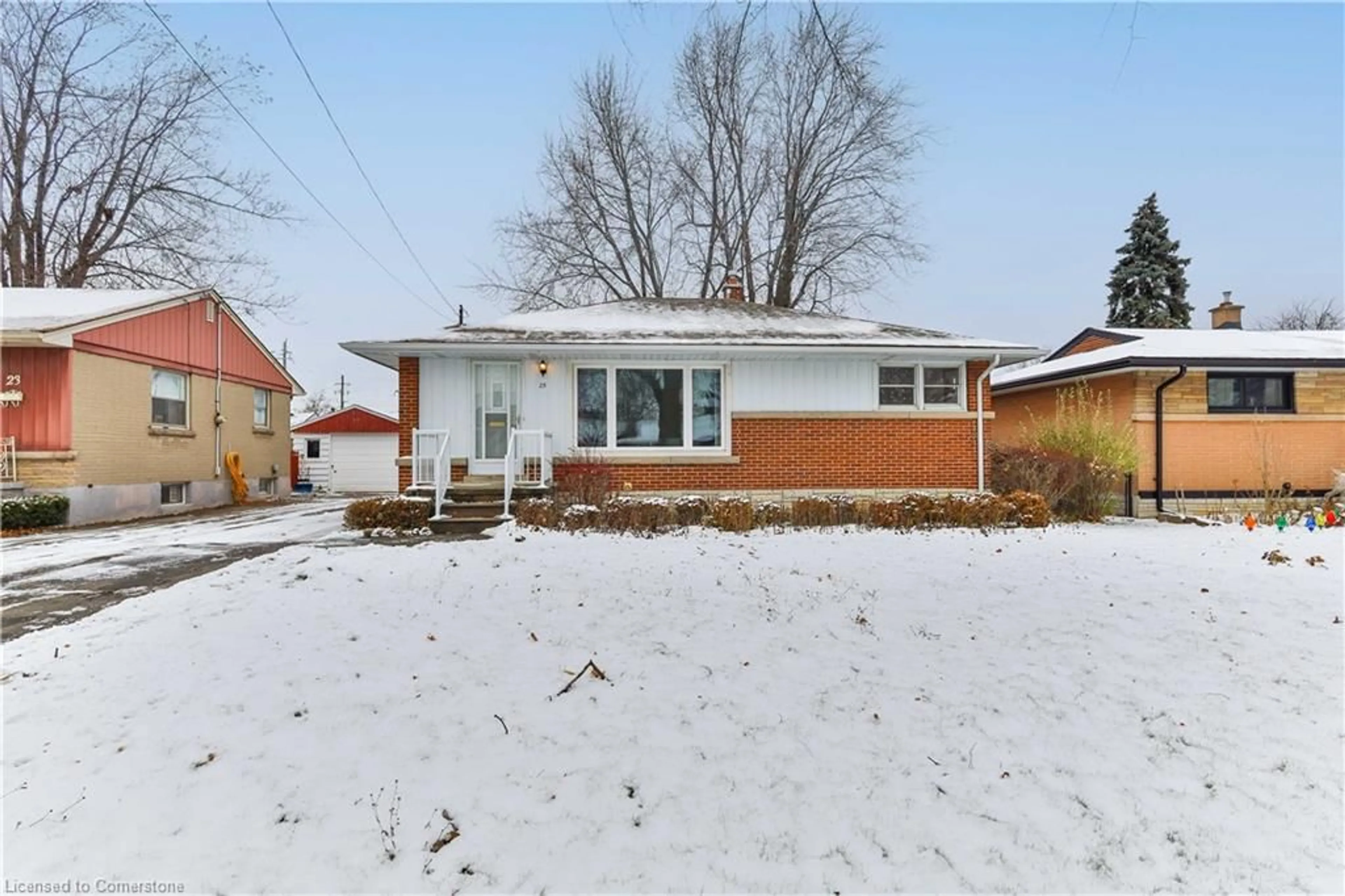 Frontside or backside of a home, cottage for 25 Grandfield St, Hamilton Ontario L8T 2H1