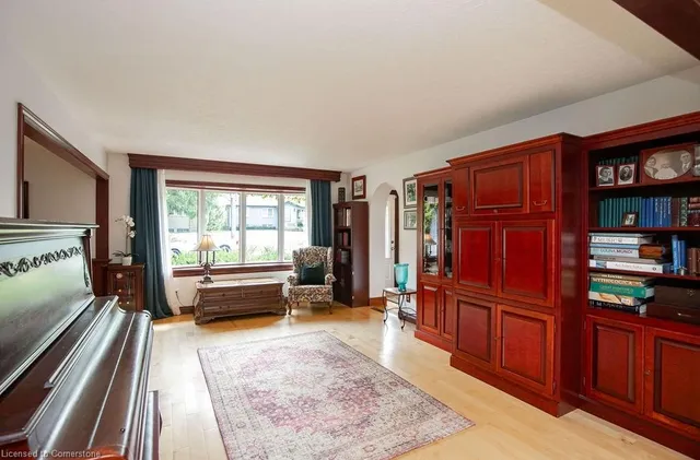 Additional property image - 341 Clarendon Dr