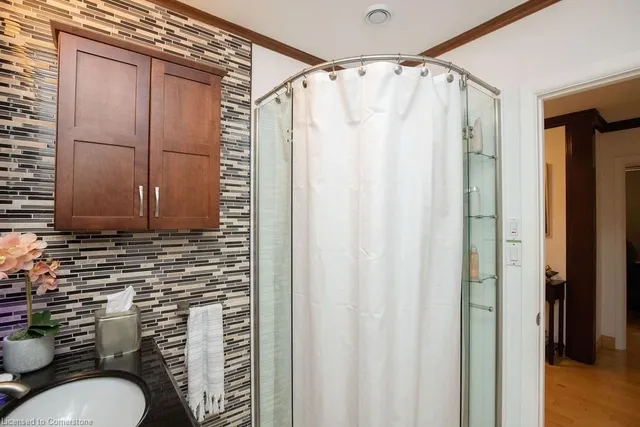 Additional property image - 341 Clarendon Dr