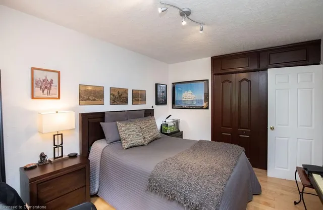 Additional property image - 341 Clarendon Dr