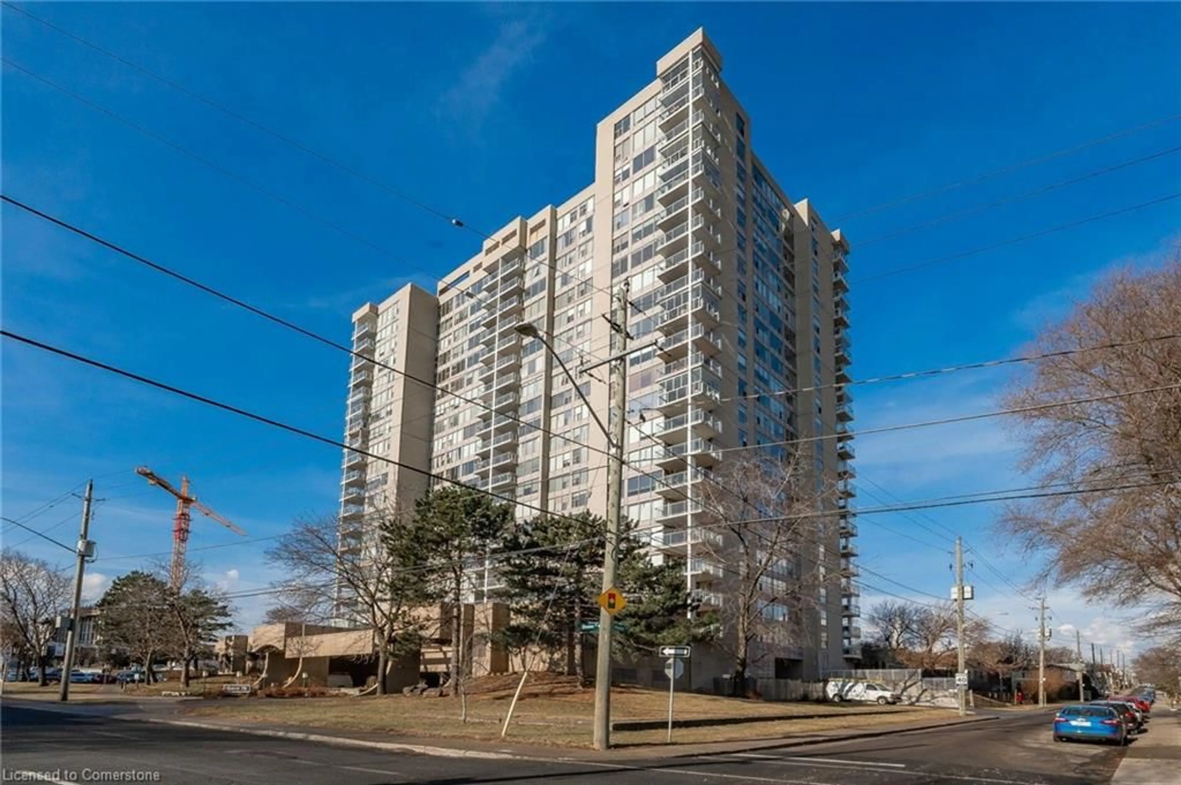 A pic from exterior of the house or condo, the front or back of building for 75 Queen St #1501, Hamilton Ontario L8R 3J3