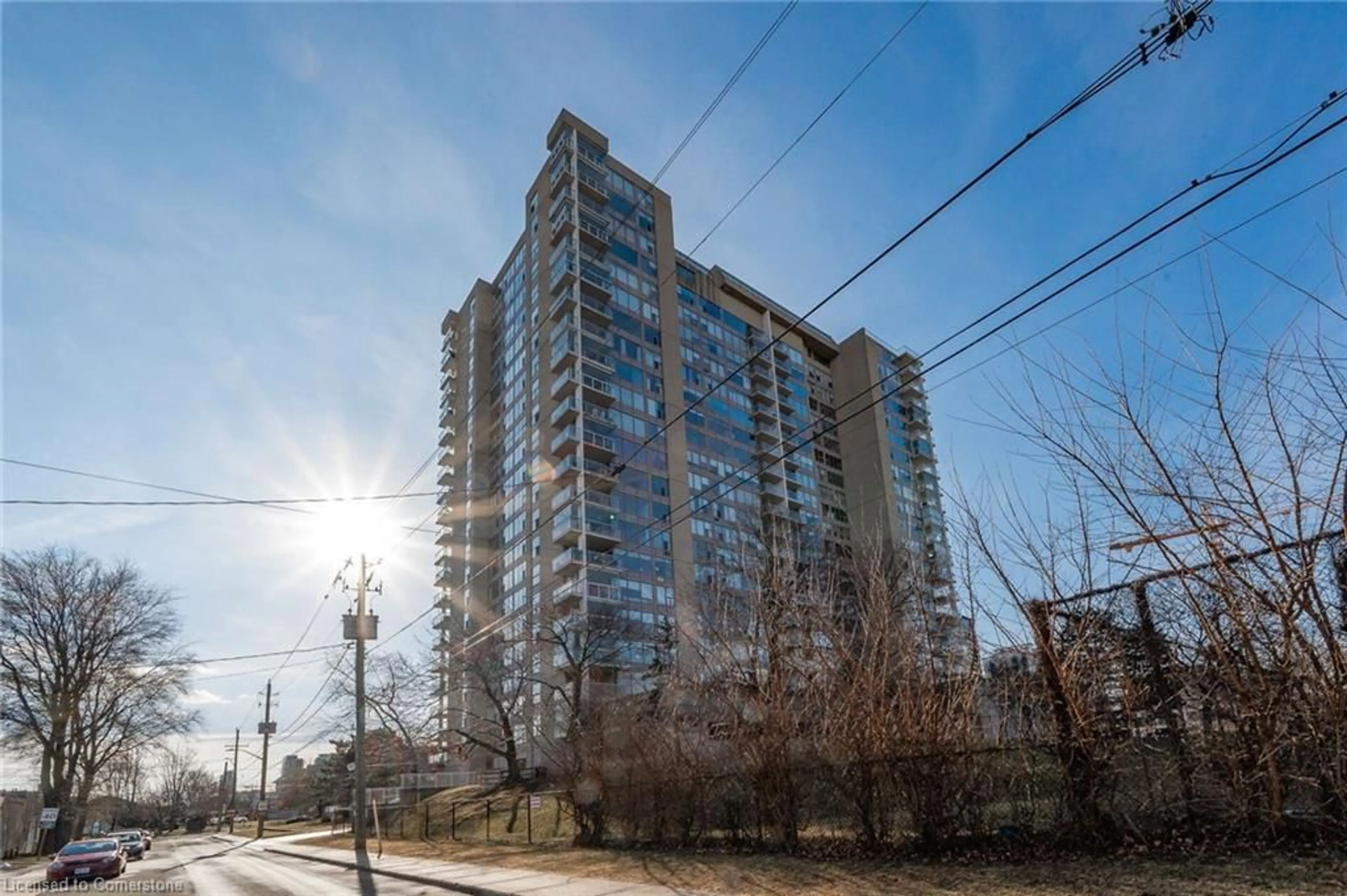 A pic from exterior of the house or condo, the front or back of building for 75 Queen St #1501, Hamilton Ontario L8R 3J3