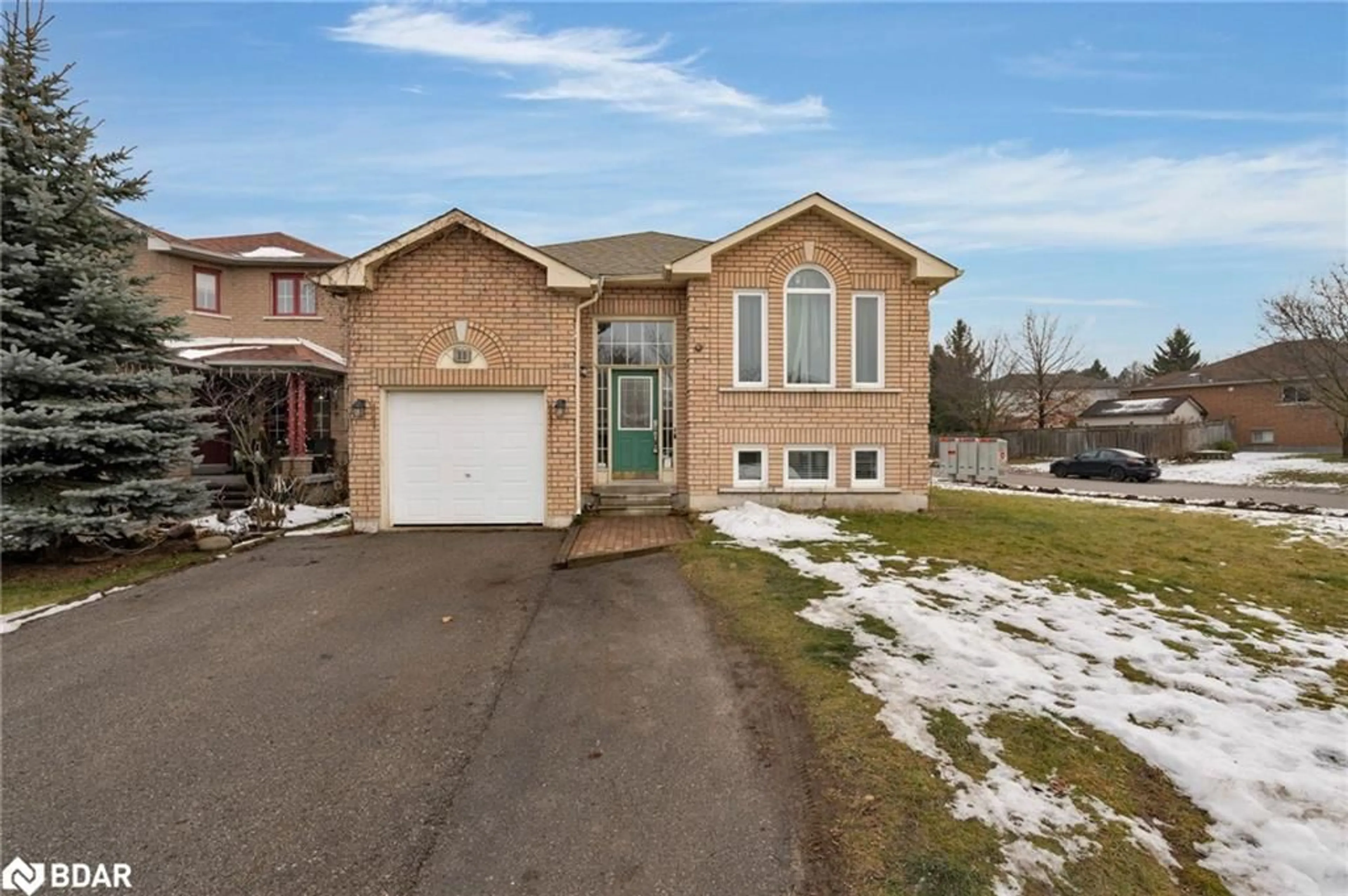 Home with brick exterior material, street for 11 Gore Dr, Barrie Ontario L4N 8L3