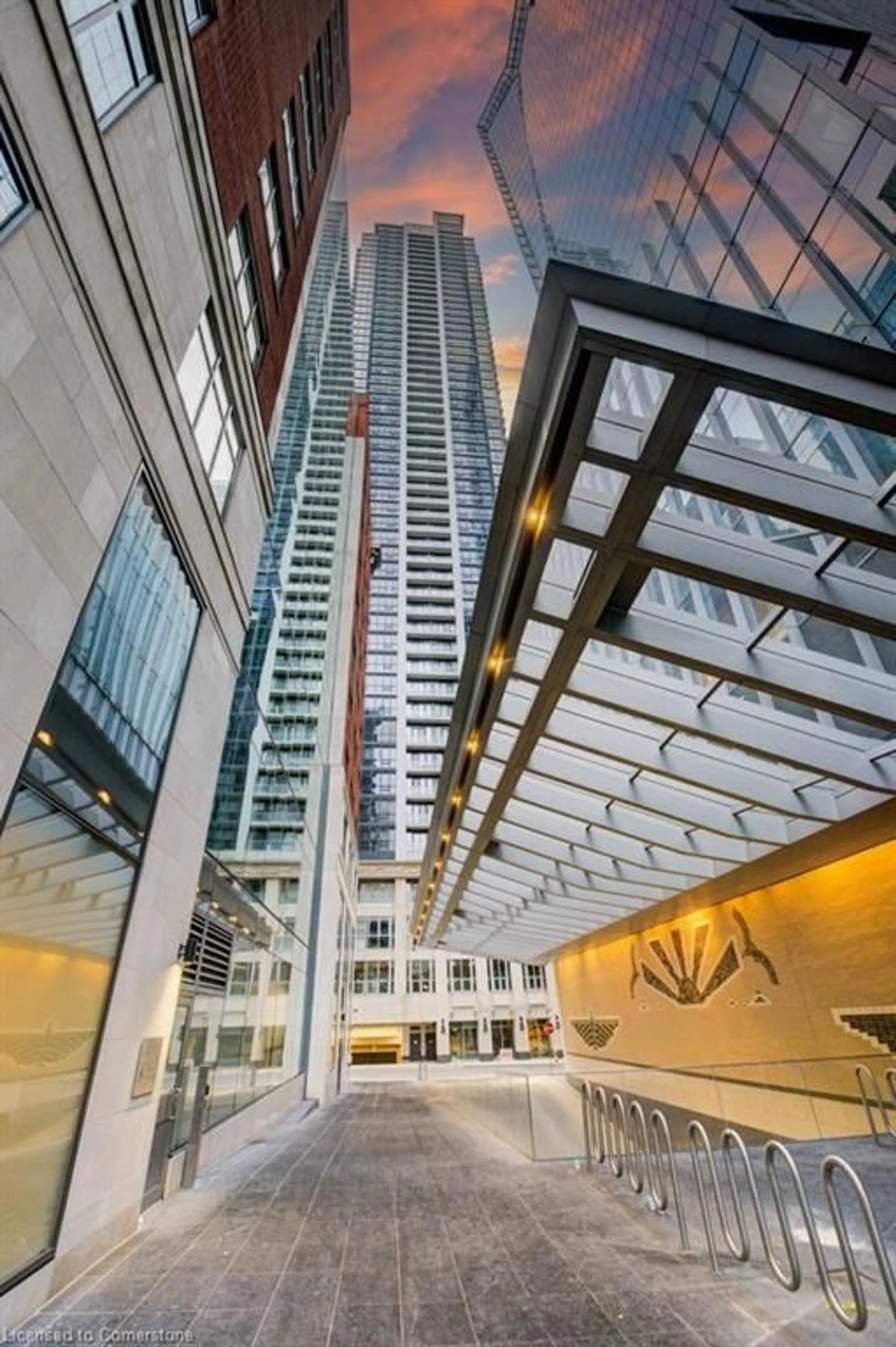 Indoor foyer for 70 Temperance St #1008, Toronto Ontario M5H 4E8