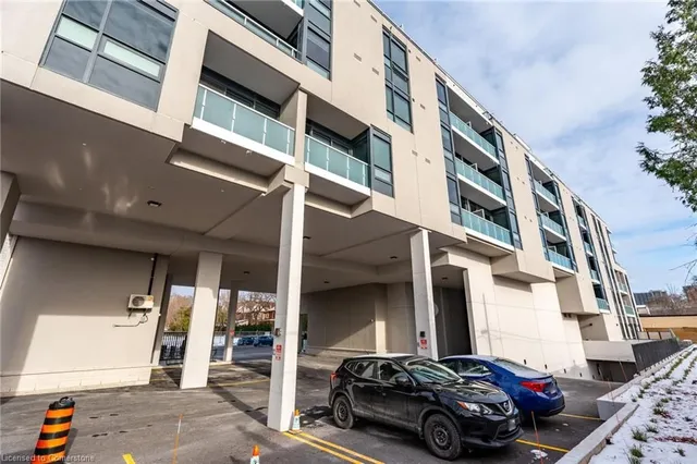 Additional property image - 415 Main St Unit 104