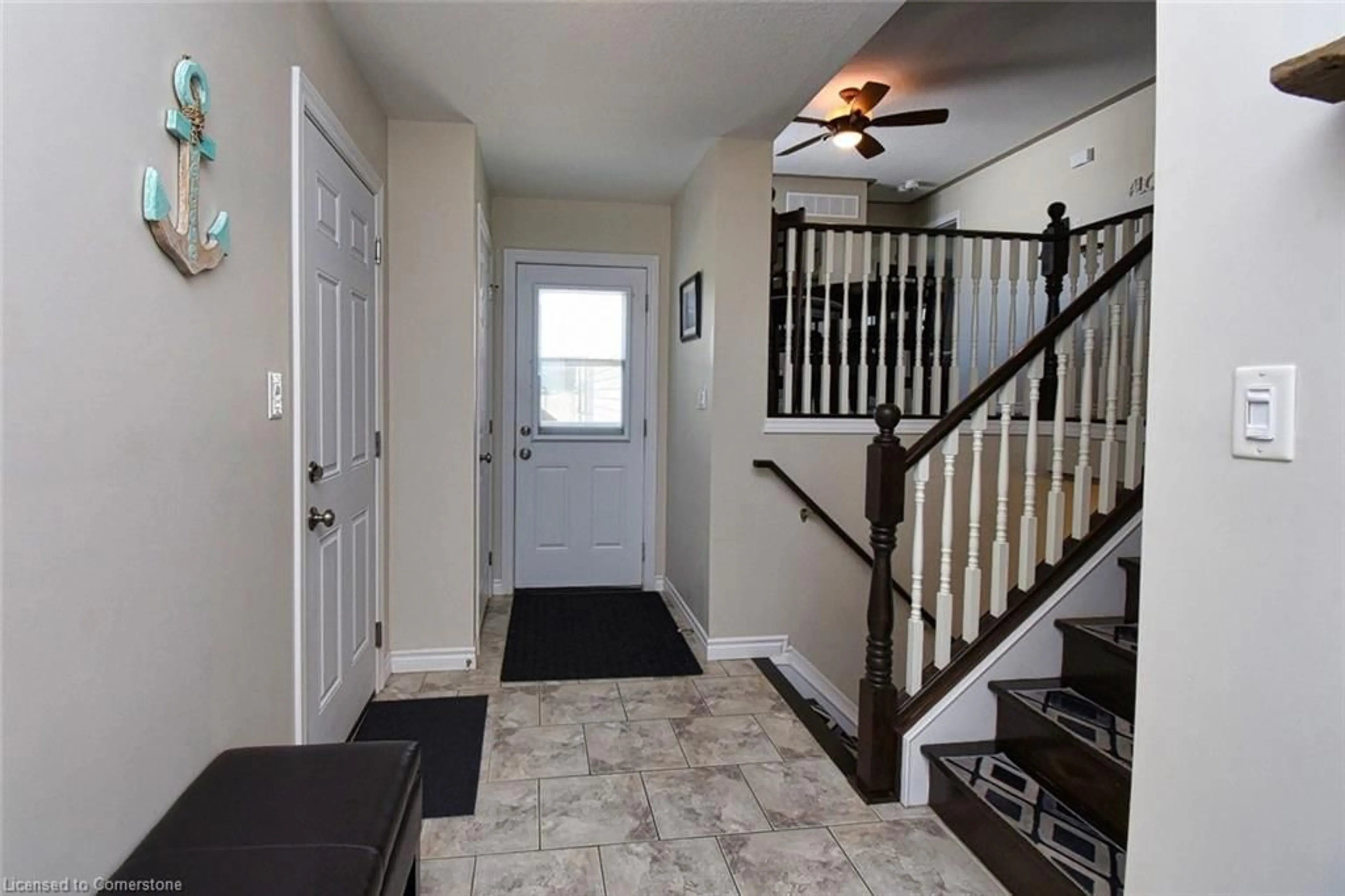 Indoor entryway for 44 Backus Drive Dr, Port Rowan Ontario N0E 1M0