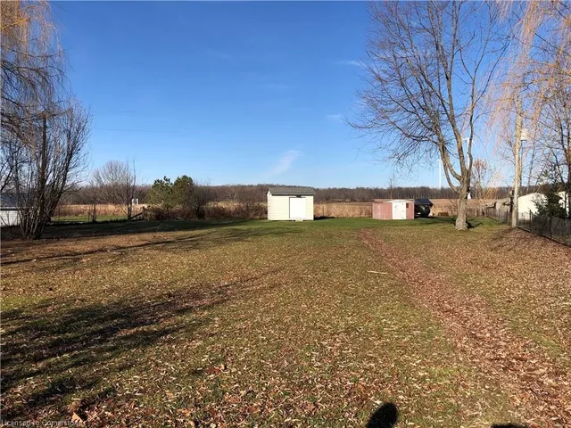 2823 Lakeshore Rd, Dunnville 3