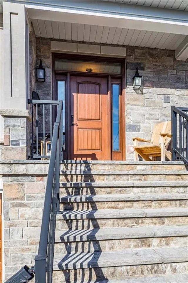 Additional property image - 67 Alma St