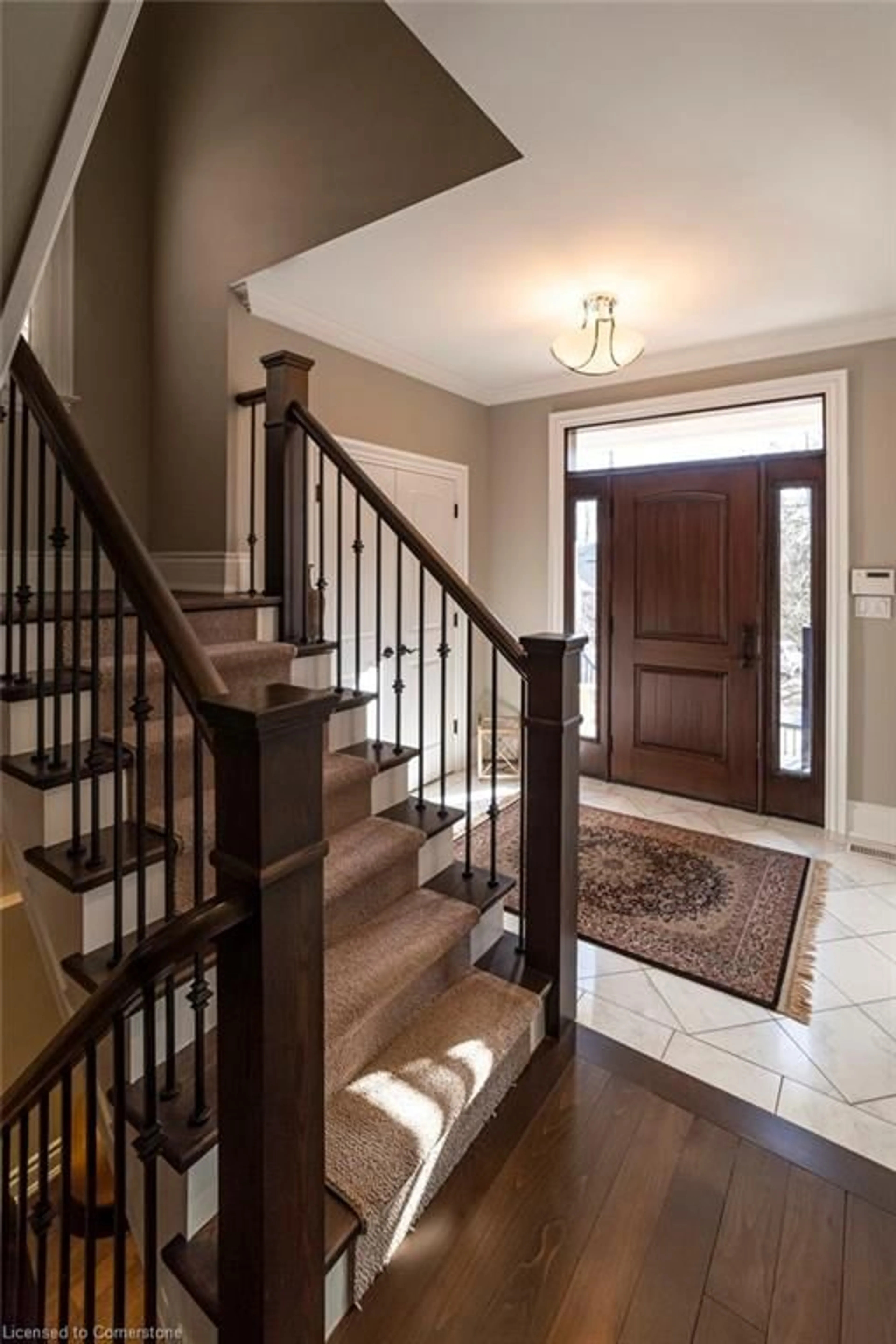 Indoor entryway for 67 Alma St, Dundas Ontario L9H 2E3