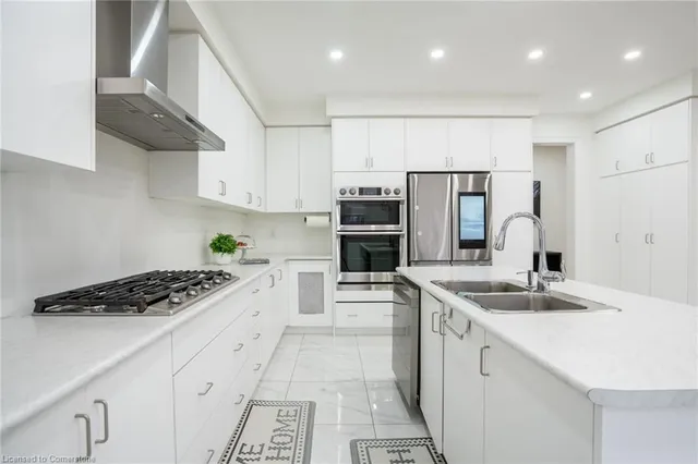 Additional property image - 158 Agro St