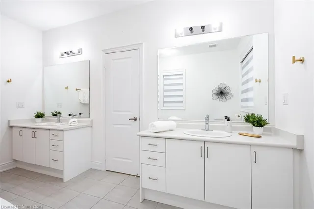 Additional property image - 158 Agro St