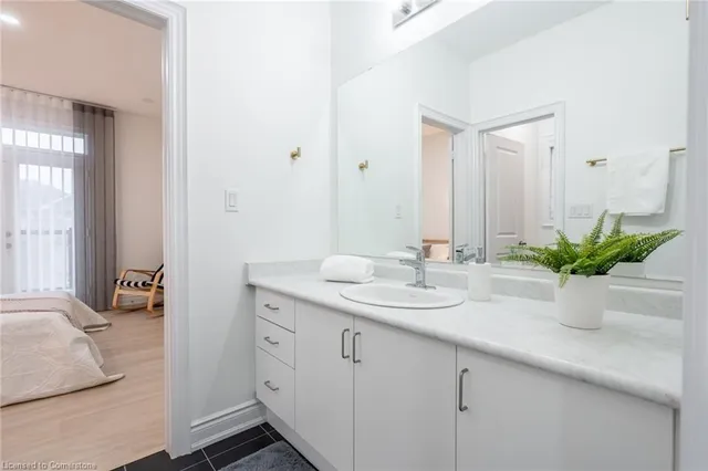 Additional property image - 158 Agro St