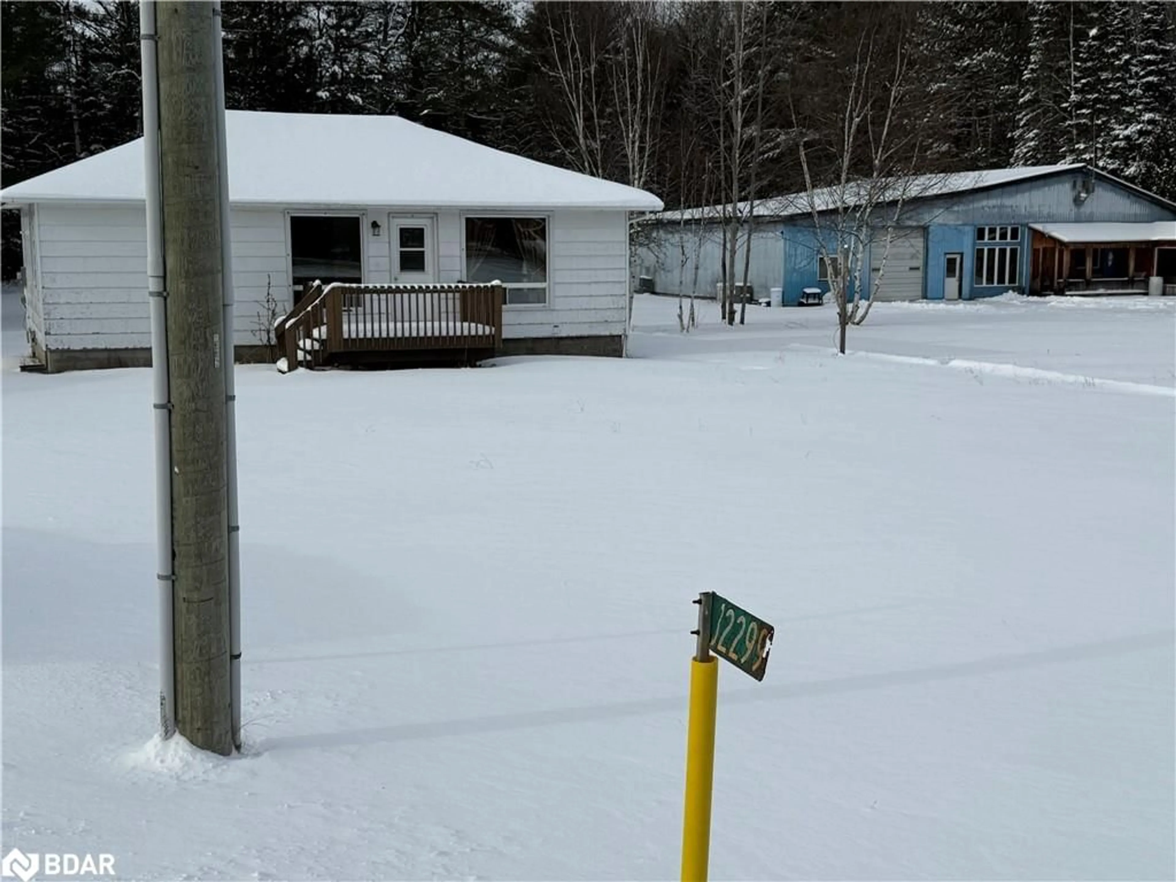 Shed for 32299 Highway 17, Deep River Ontario K7S 3G7