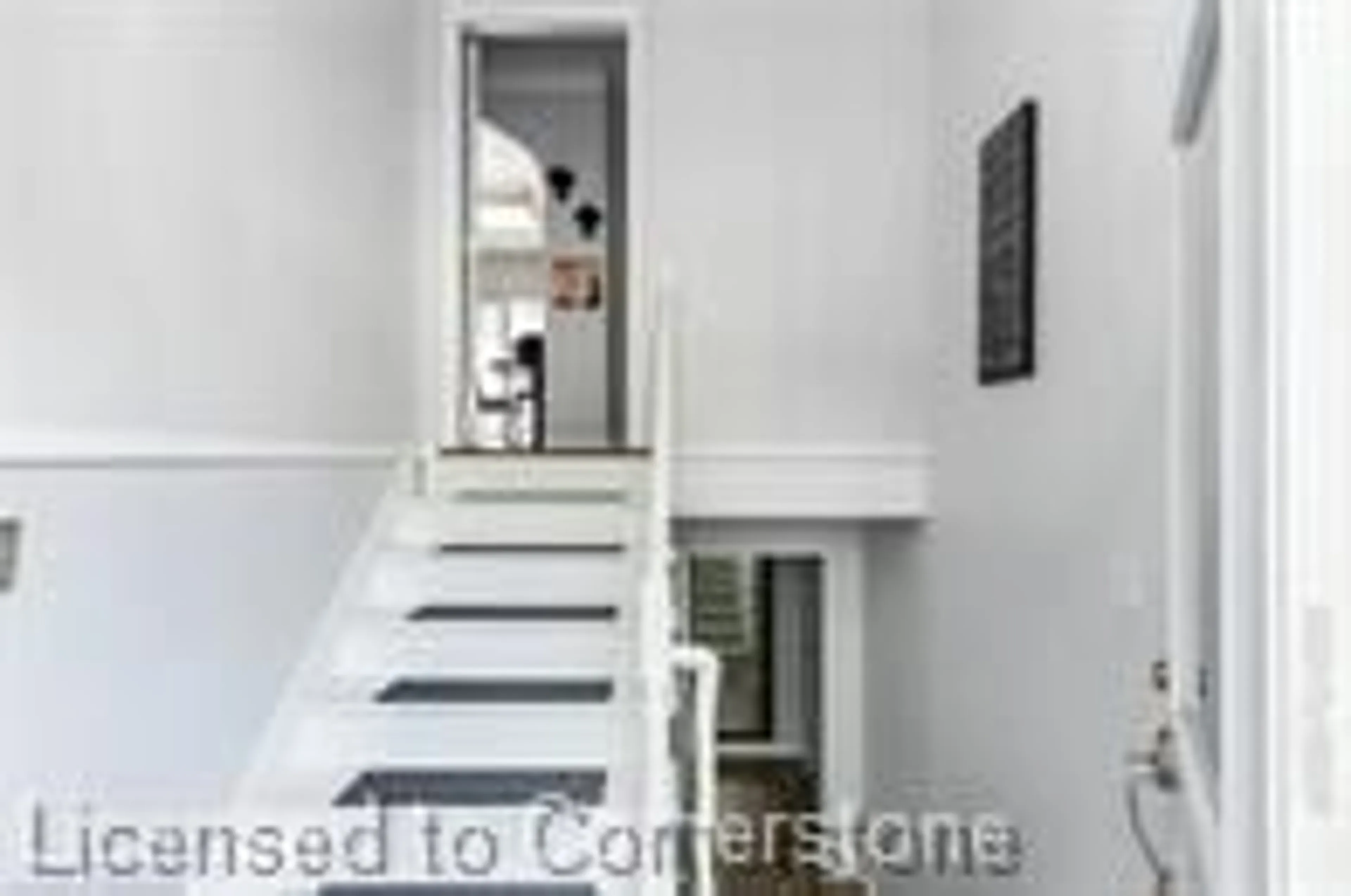 Stairs for 24 Harbinger Dr, Stoney Creek Ontario L8J 2W8