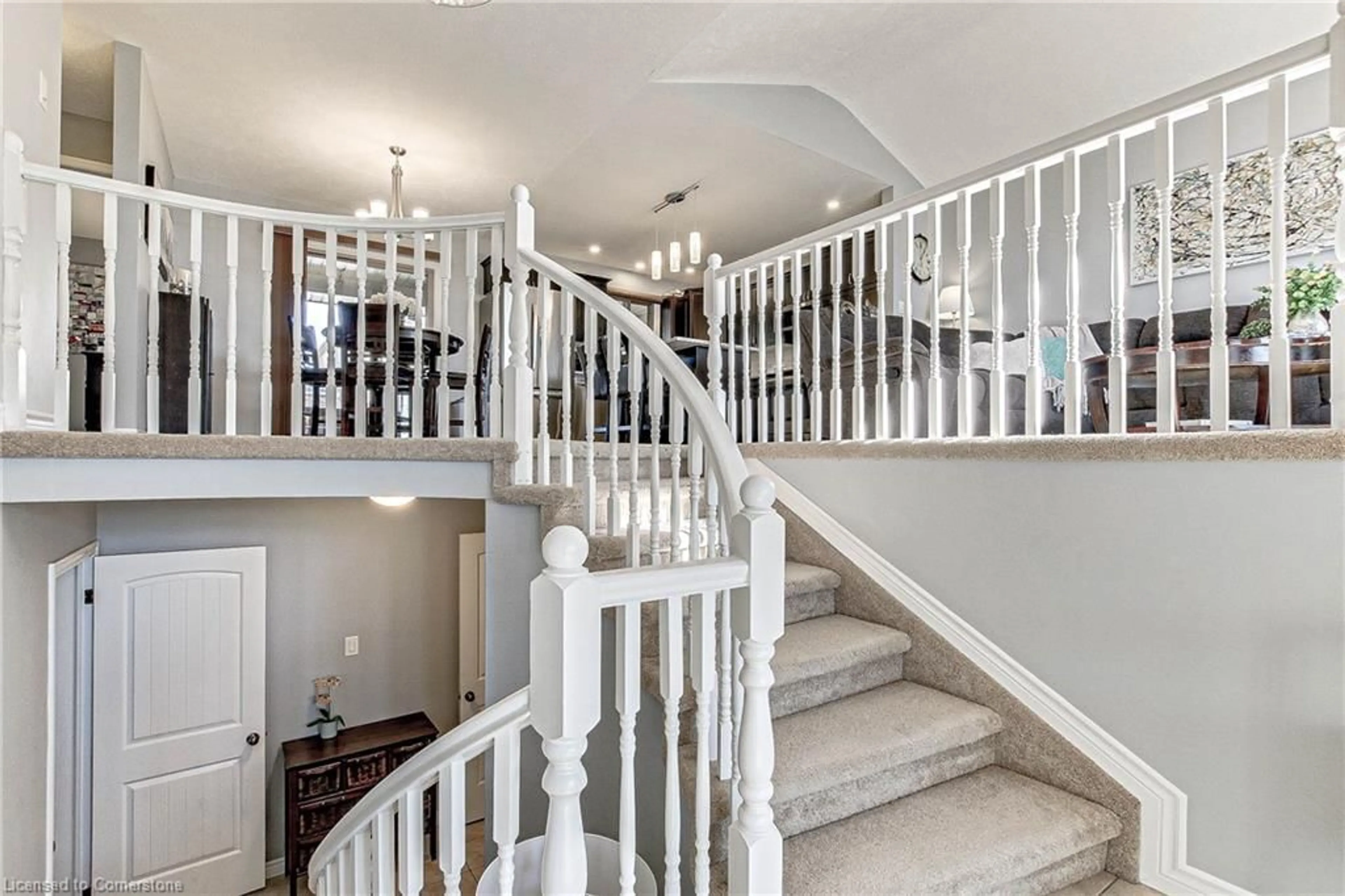 Stairs for 43 Redbud Cres, Simcoe Ontario N3Y 0B7